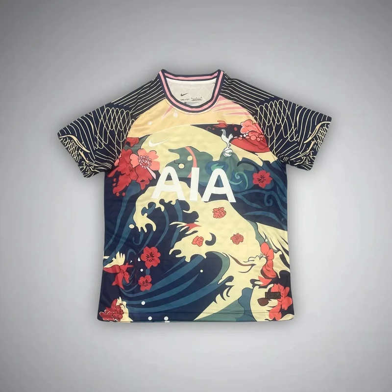 Tottenham "Spurs Hokusai Premium Kit