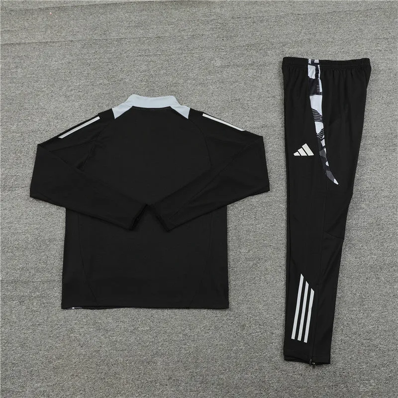 MANCHESTER UNITED BLACK/GREY TRACKSUIT