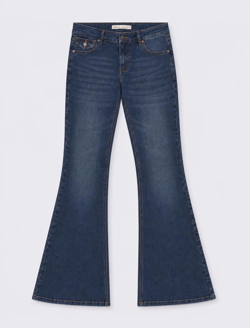 Jeans 5 tasche a zampa - Denim