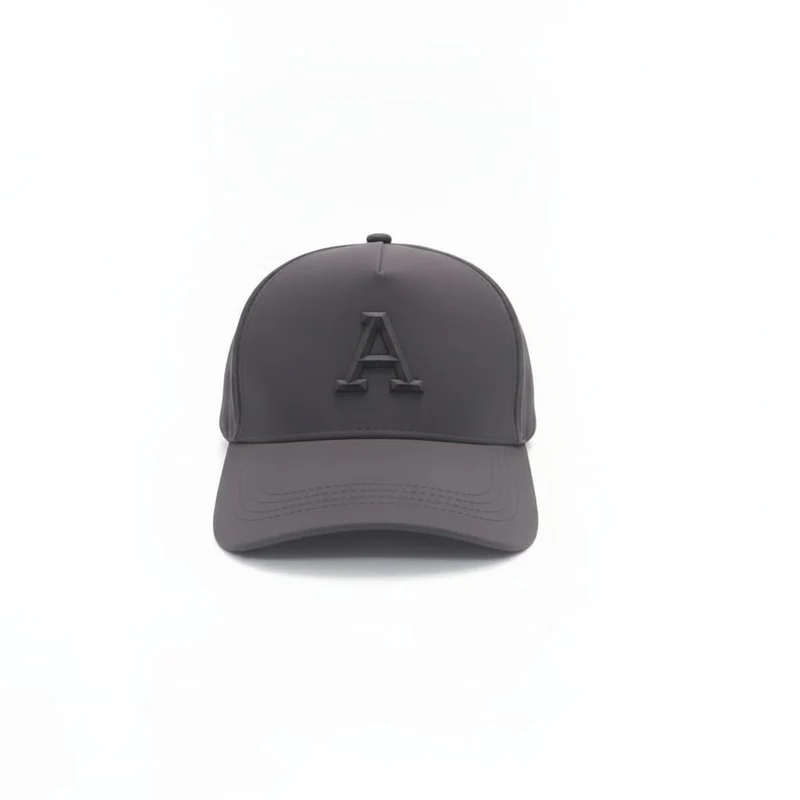 Cappello uomo baseball con iniziale rialzata - var 1