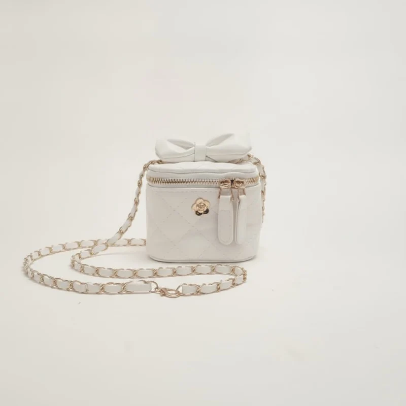 Secchiello borsa bambina trapuntato con fiocco e tracolla - Bianco