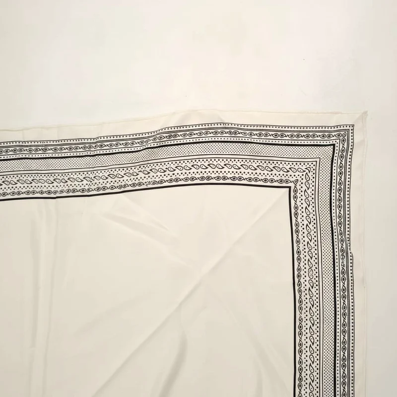 Foulard donna triangolo unito con bordi contrasto - Bianco
