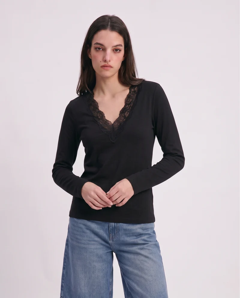 T-shirt manica lunga scollo madonna - Nero