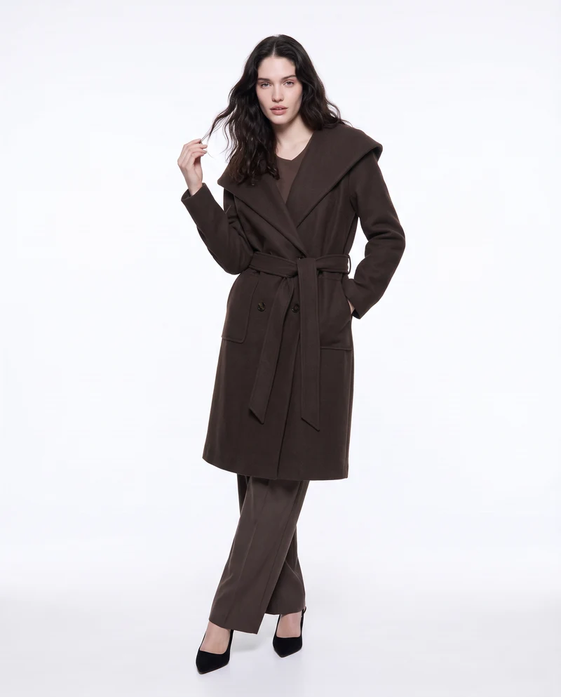 Cappotto basico con cappuccio e cinta - Moro