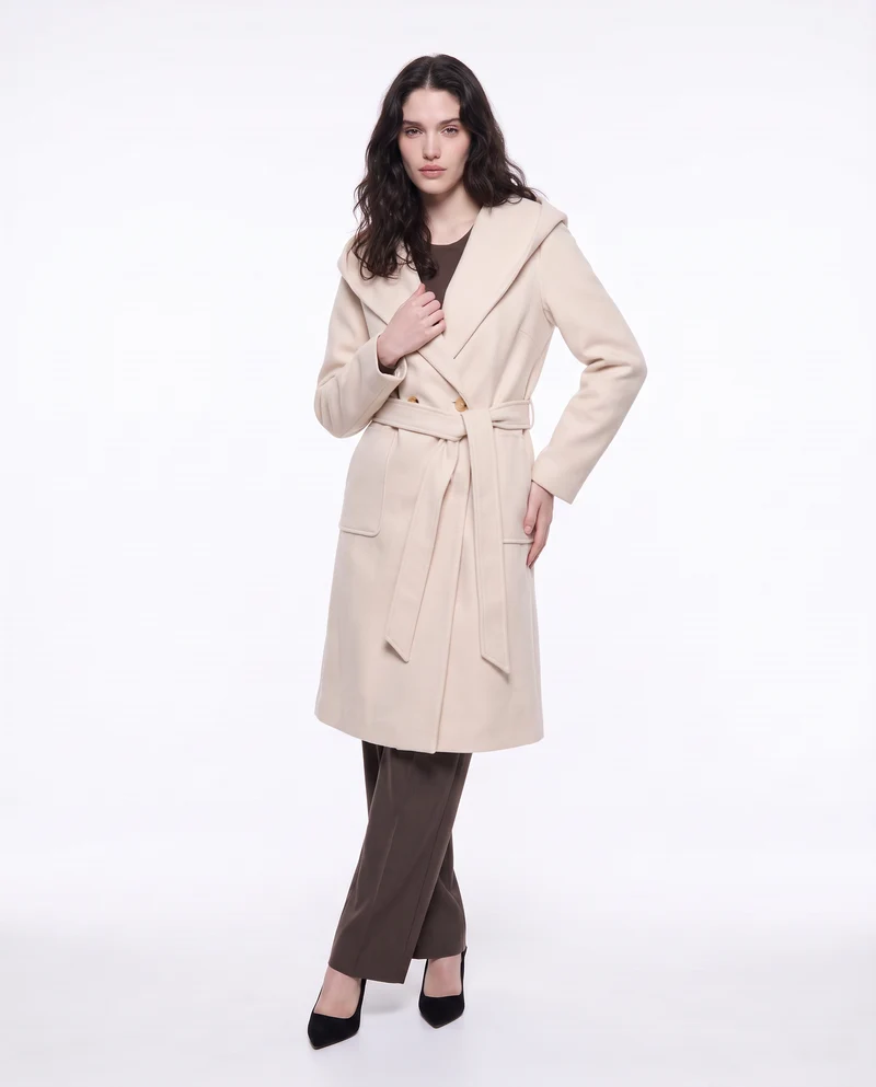 Cappotto basico con cappuccio e cinta - Avorio