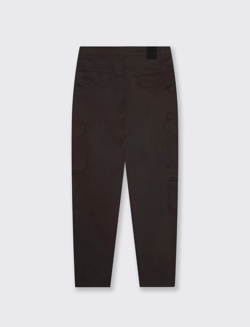Pantaloni Cargo Fit con Tasche Pratiche - Moro