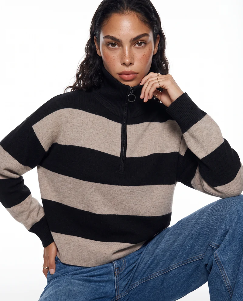 Maglia over manica lunga con zip - var 1