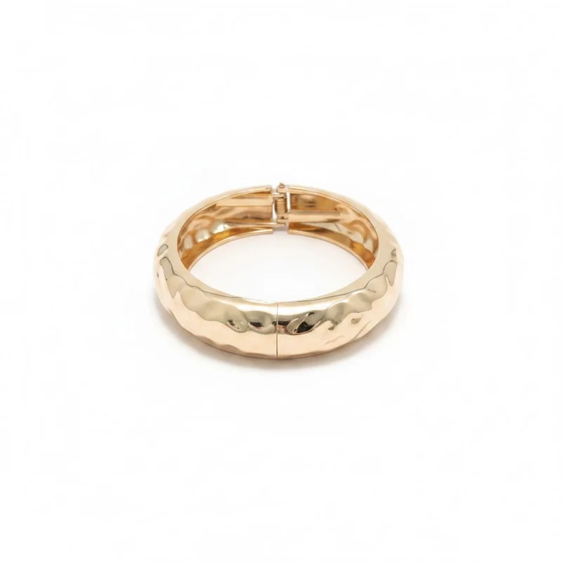 Bracciale rigido con rombi martellati - Oro
