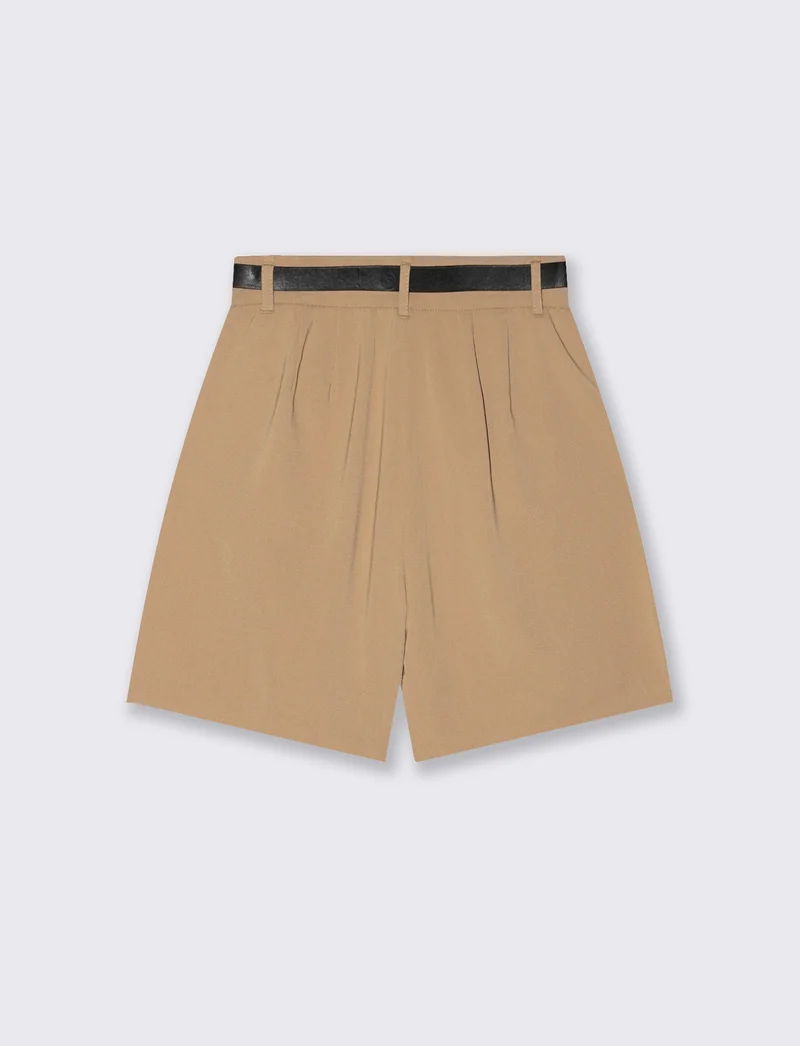 Shorts con cintura trendy e versatili - Cammello