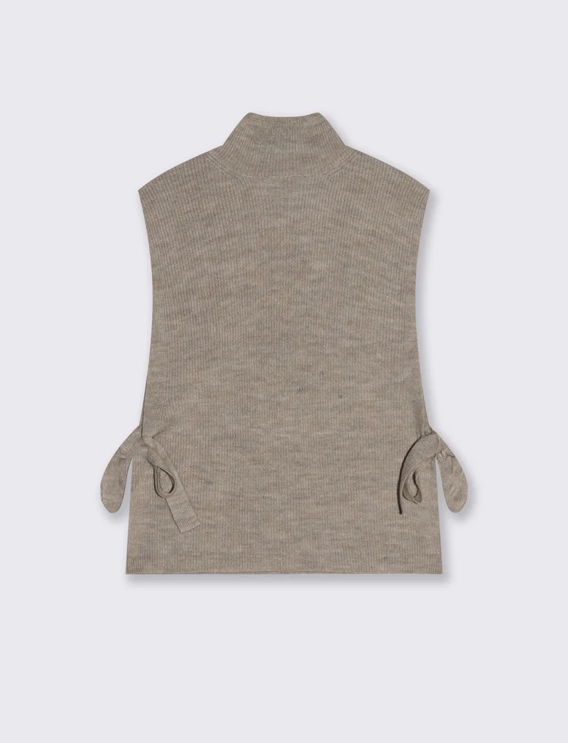 Maglia smanicata a collo alto con fiocco - Beige grano