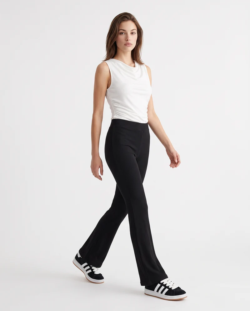 Fuseaux flare: stile e comfort unici - Nero