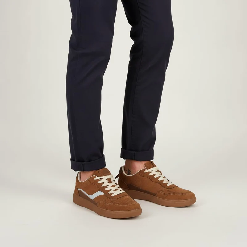 Sneakers in microfibra marrone con inserti - Marrone