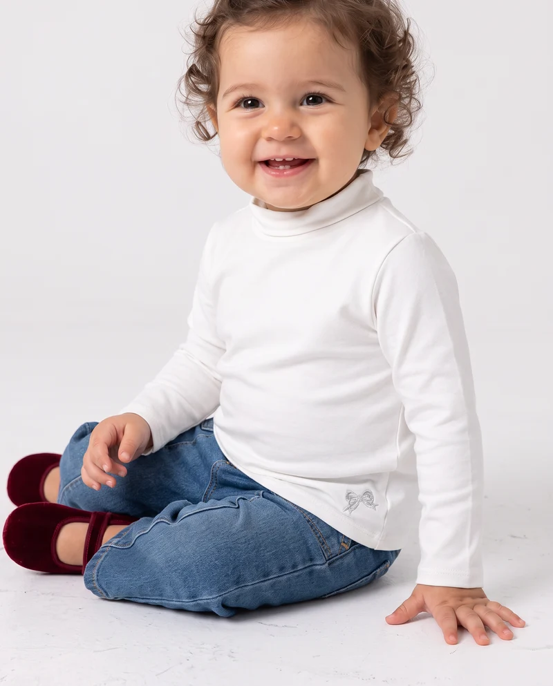 T-shirt basica collo alto manica lunga - Bianco latte