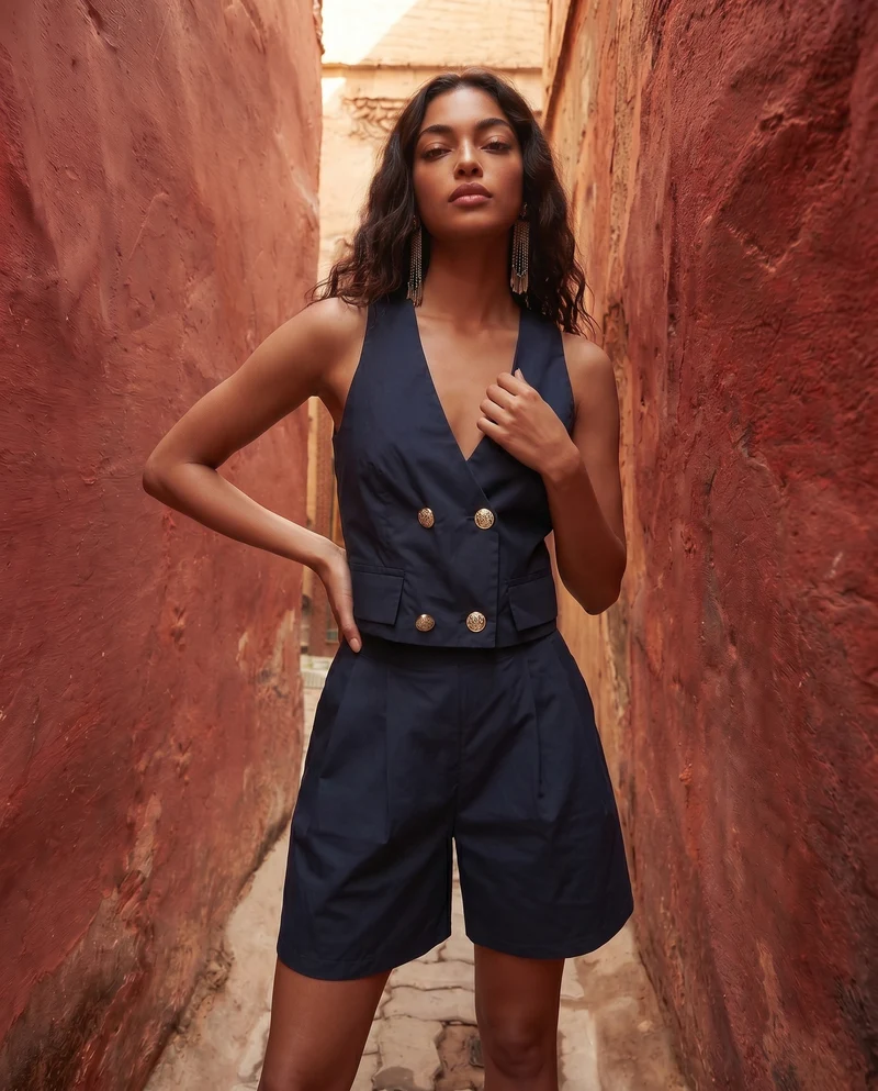 Top crop donna con tasche e bottoni - Blu