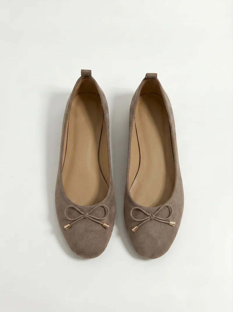 Ballerina da in poliuretano con fiocco - Grigio tortora