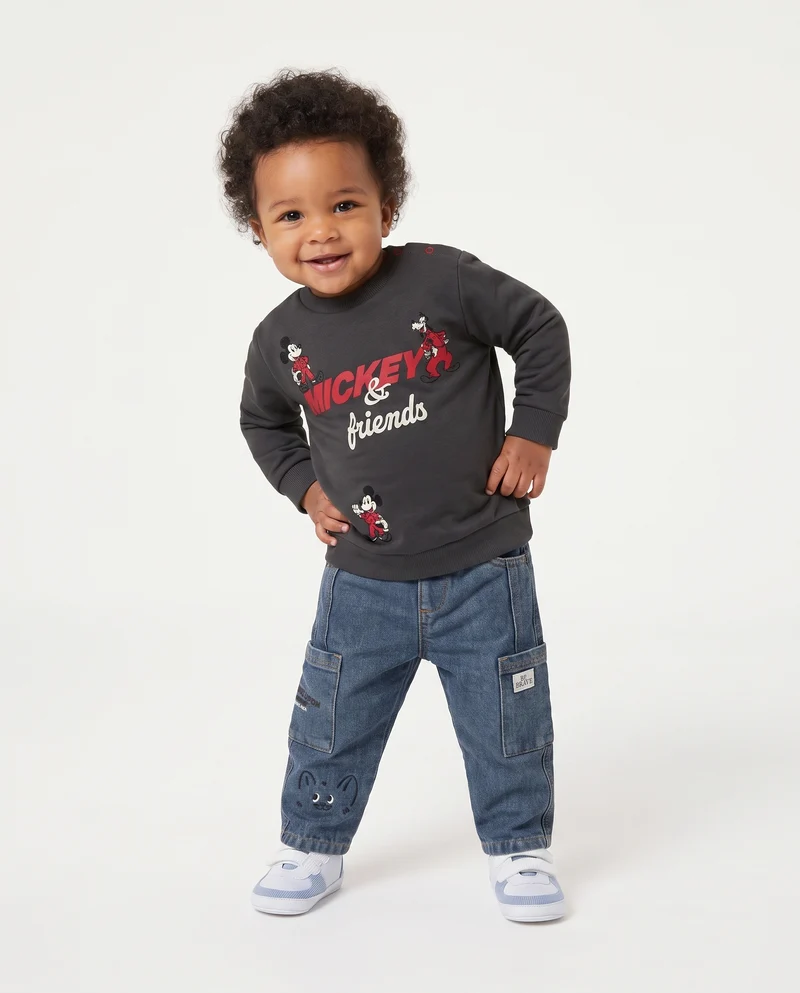 Jeans ampi con ricami e tasconi laterali - Denim