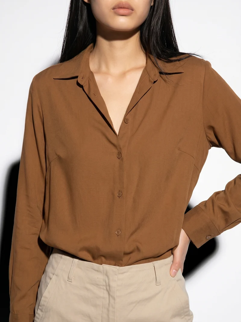 Camicia manica lunga con pieghe posteriori - Marrone tabacco