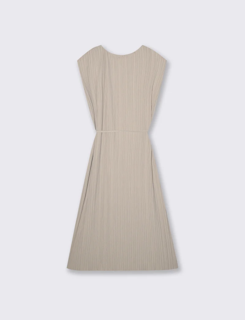 Abito midi plissé con cintura e spalline - Beige