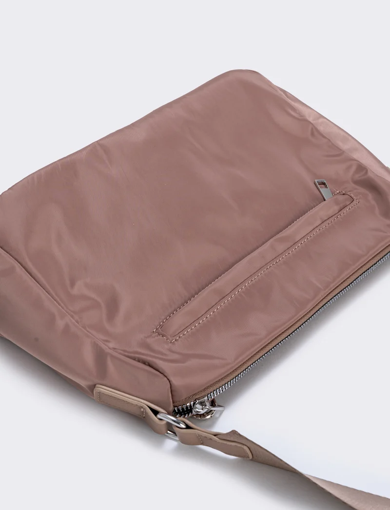 Borsetta in nylon con cordoncino e tracolla - Beige