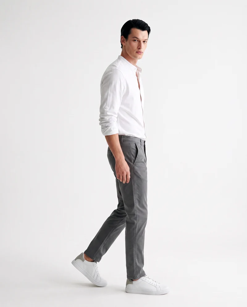 Pantaloni Chino Slim Fit in Cotone Twill - Avion