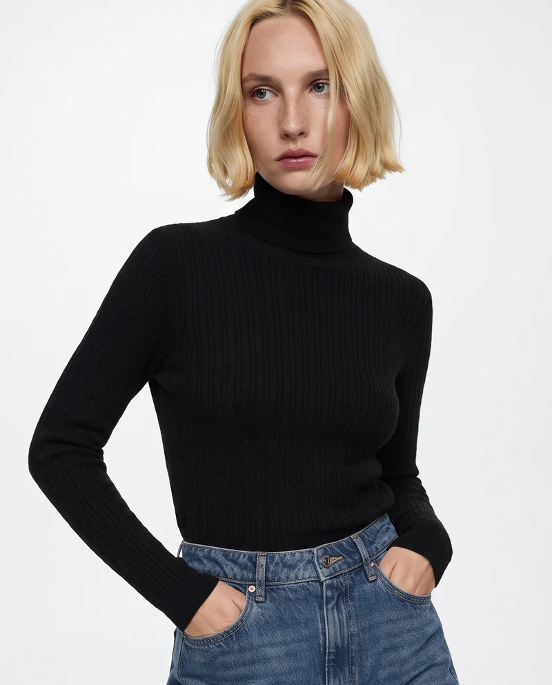 Maglia a trecce con collo alto - Nero