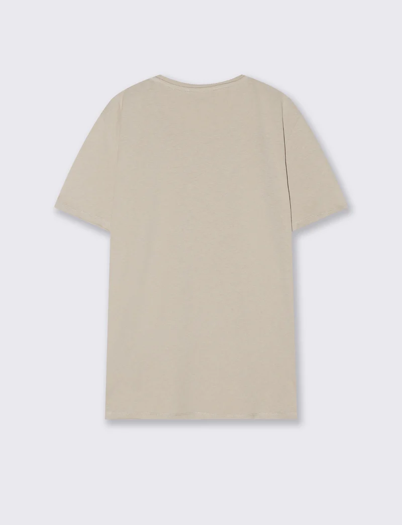 T-shirt Orli regular fit con orli vivi - Beige