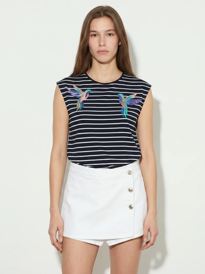 T-Shirt Cotone con Applicazioni - var 2