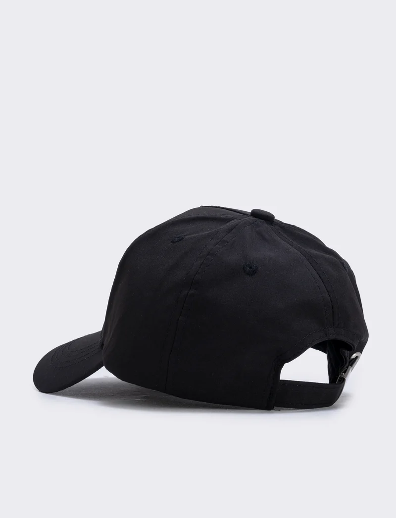 Cappello Baseball con iniziale rialzata - Var 6