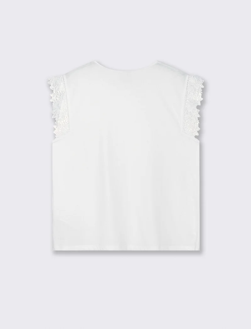 T-shirt in pizzo per donne eleganti - Bianco
