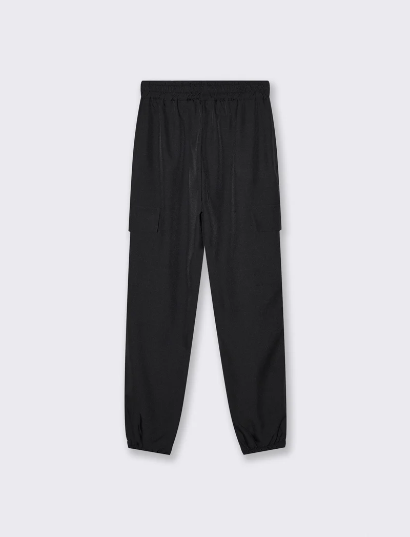 Pantalone con tasconi e coulisse - Nero