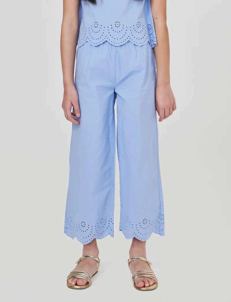 Pantaloni cropped con ricamo Sangallo - Azzurro