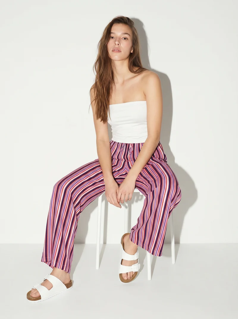 Pantalone lungo stampato in tessuto leggero - var 1