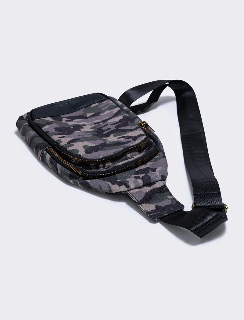 Zaino monospalla nylon per uomo - Verde mimetico