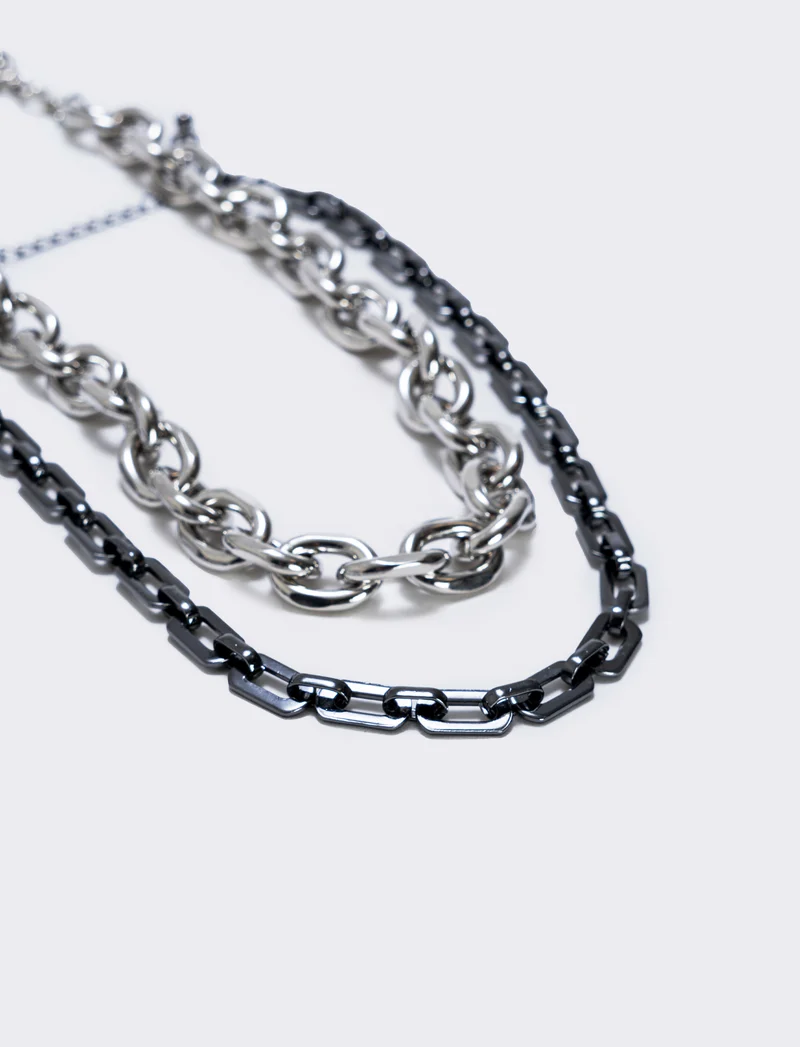 Collane varie con catene eleganti - canna di fucile