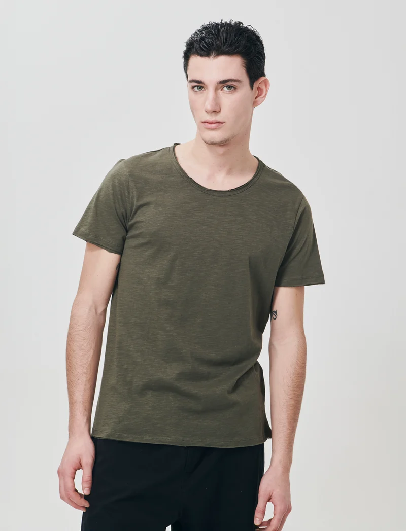 T-shirt girocollo cotone slub regular fit - Verde militare