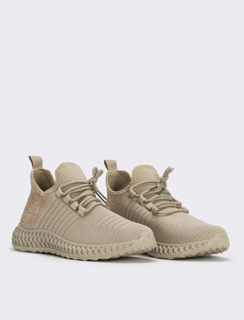 Sneakers da con strass e suola rilievo - Beige