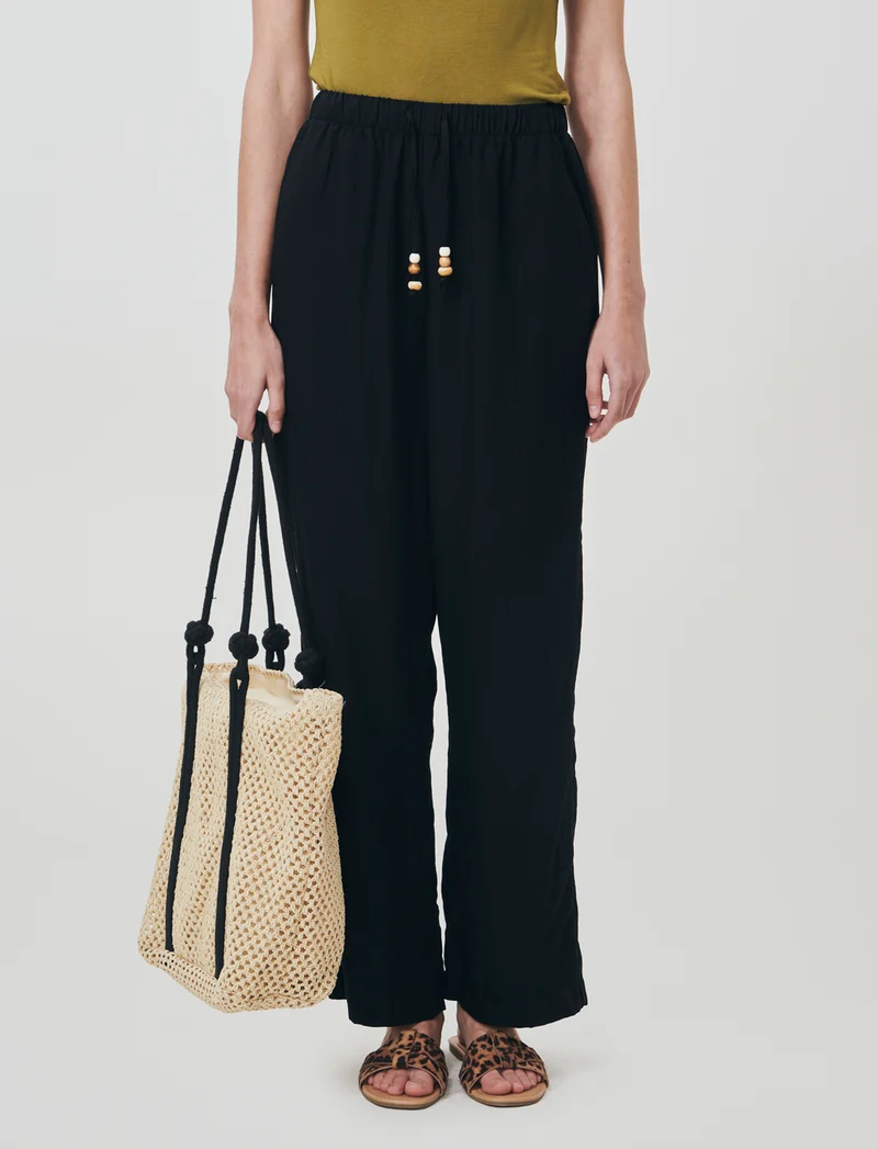 Pantalone con coulisse e tasche - Nero