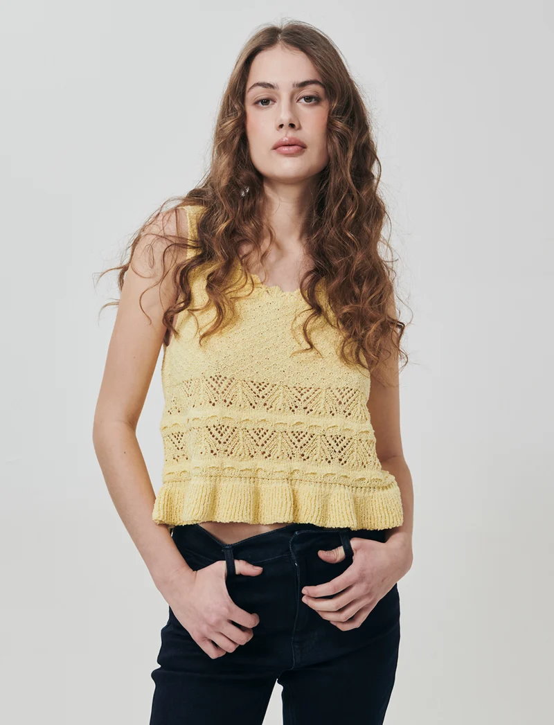 Top in Crochet con Fondo Effetto Balza - Giallo pastello