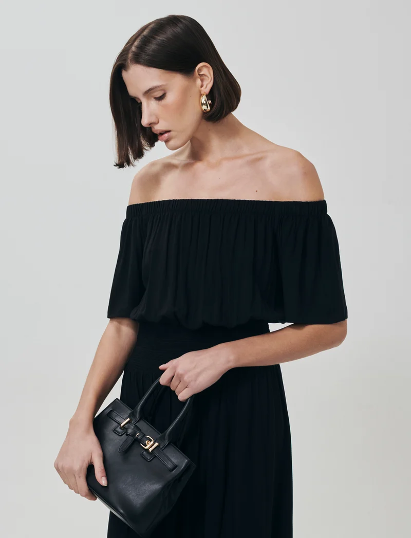 Vestito lungo off shoulder con arricciature - Nero