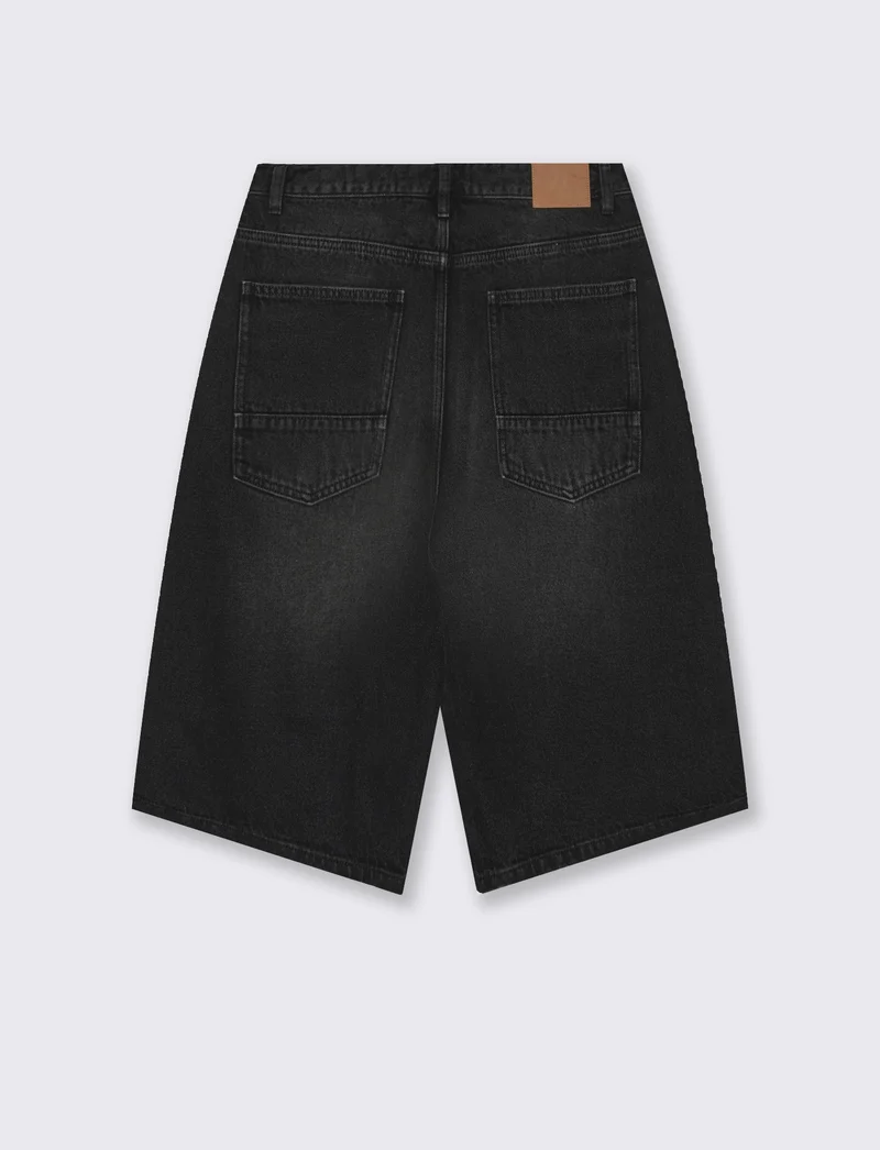Bermuda Jeans Skater Fit in Denim Slavato - Nero