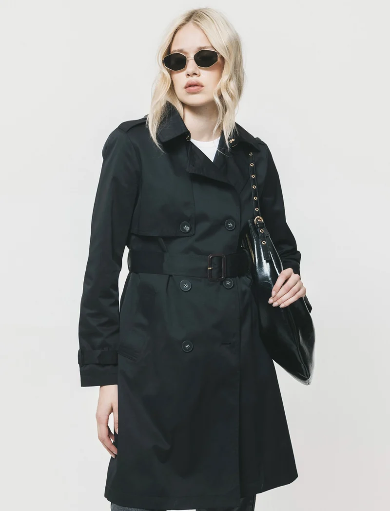 Trench lungo con cintura e taschini - Nero