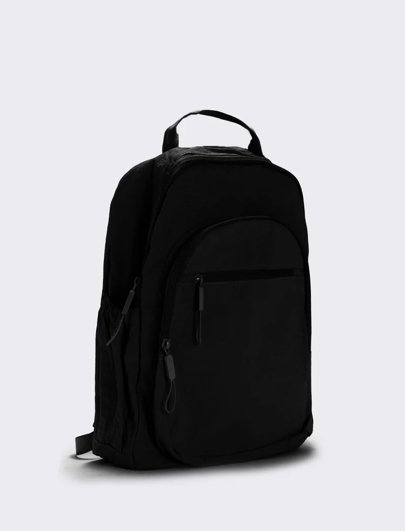 Zainetto in nylon con tasca frontale - Nero