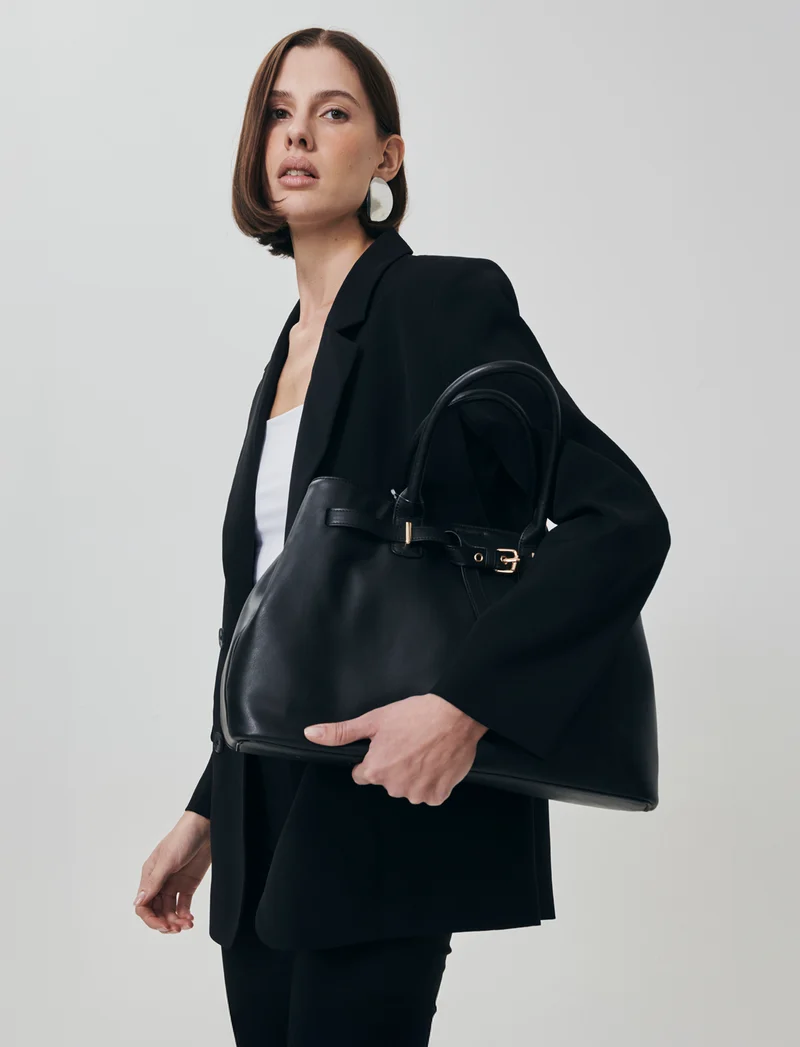 Giacca Aperta con Bottoni Decorativi e Tasche - Nero