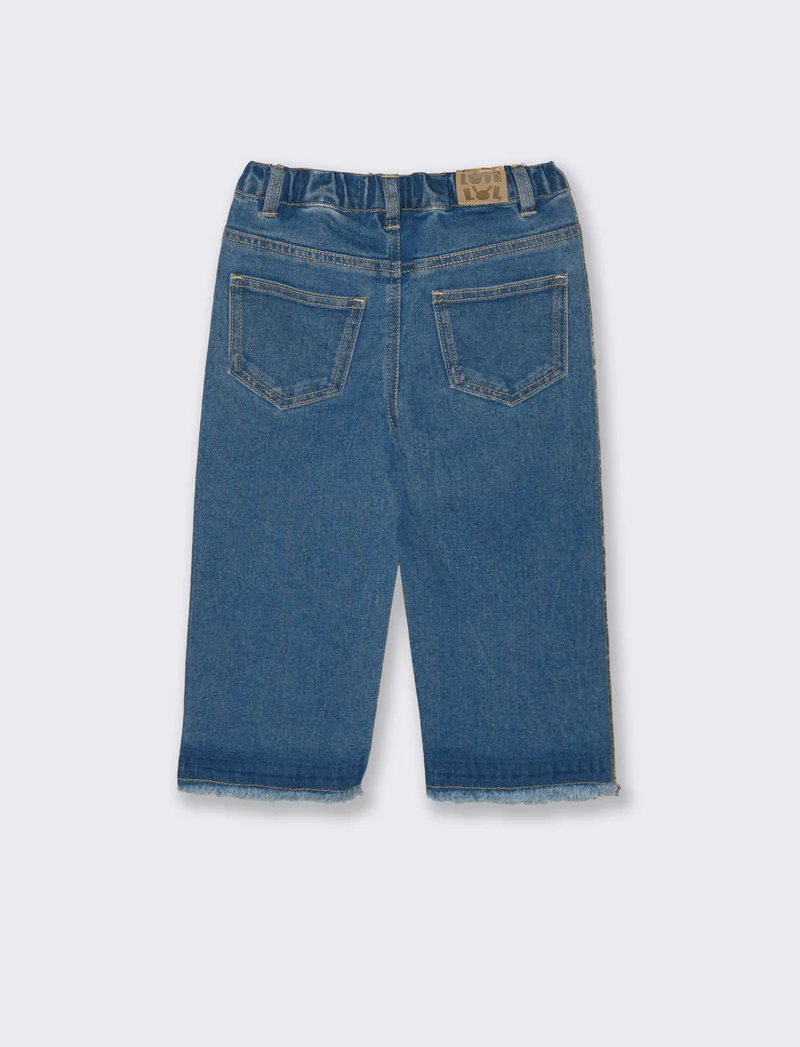 Jeans ampi con tasche e fondo sfrangiato - Denim