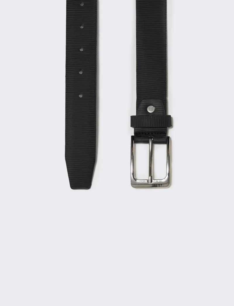 Cintura fusto rigato elegante e versatile - Nero