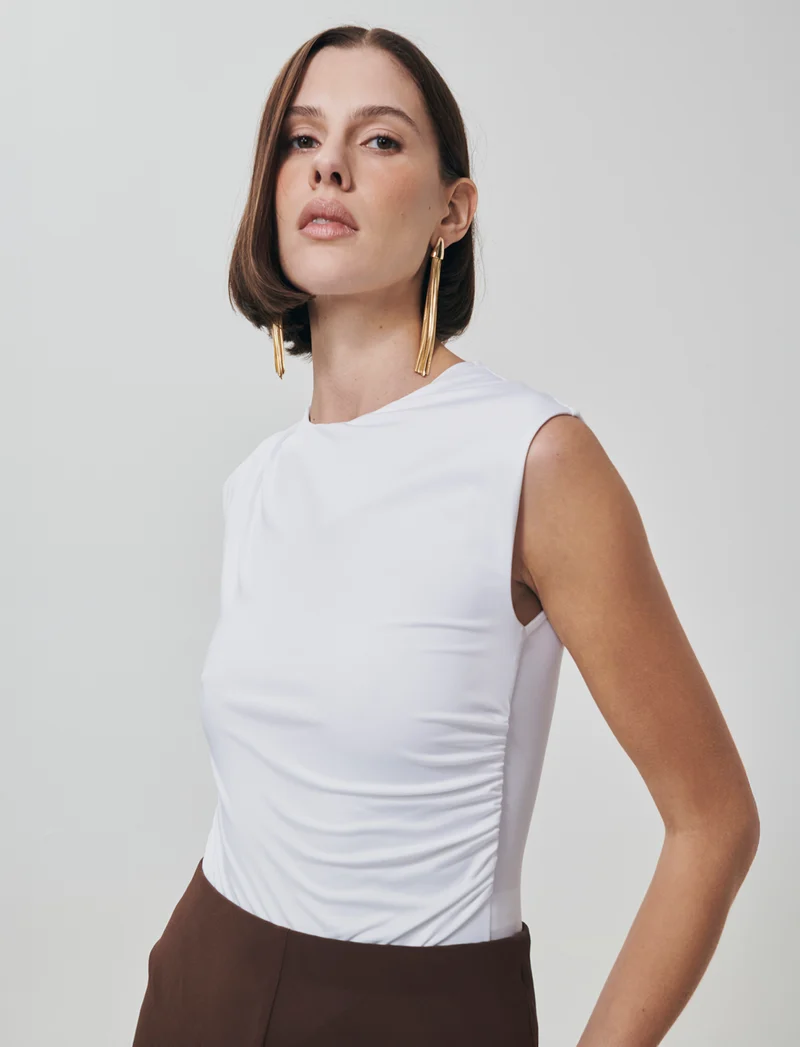 Body con arriccio su fianchi e spalle - Bianco latte