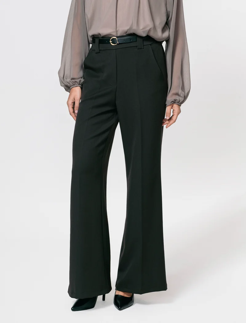 Pantalone a zampa con cintura - Moro