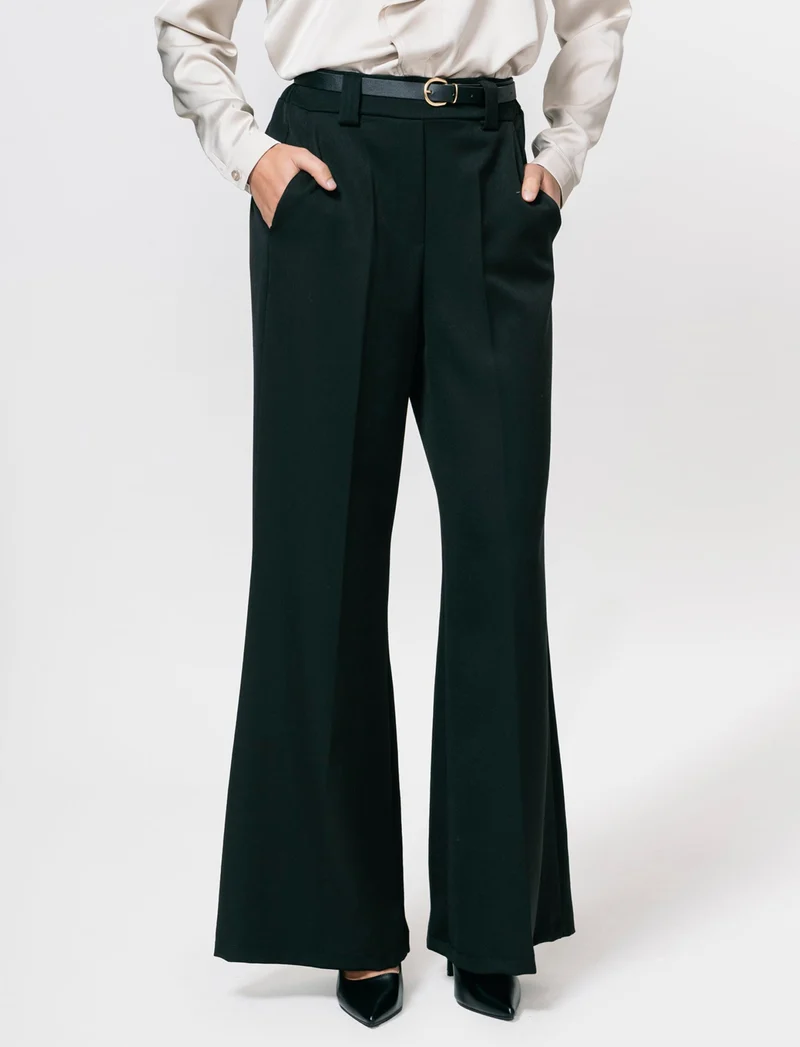 Pantalone a zampa con cintura - Nero