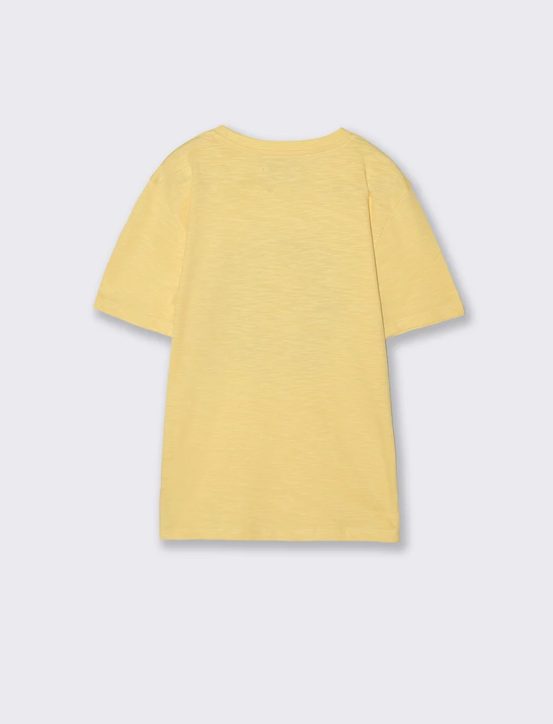 T-shirt con stampe - Giallo