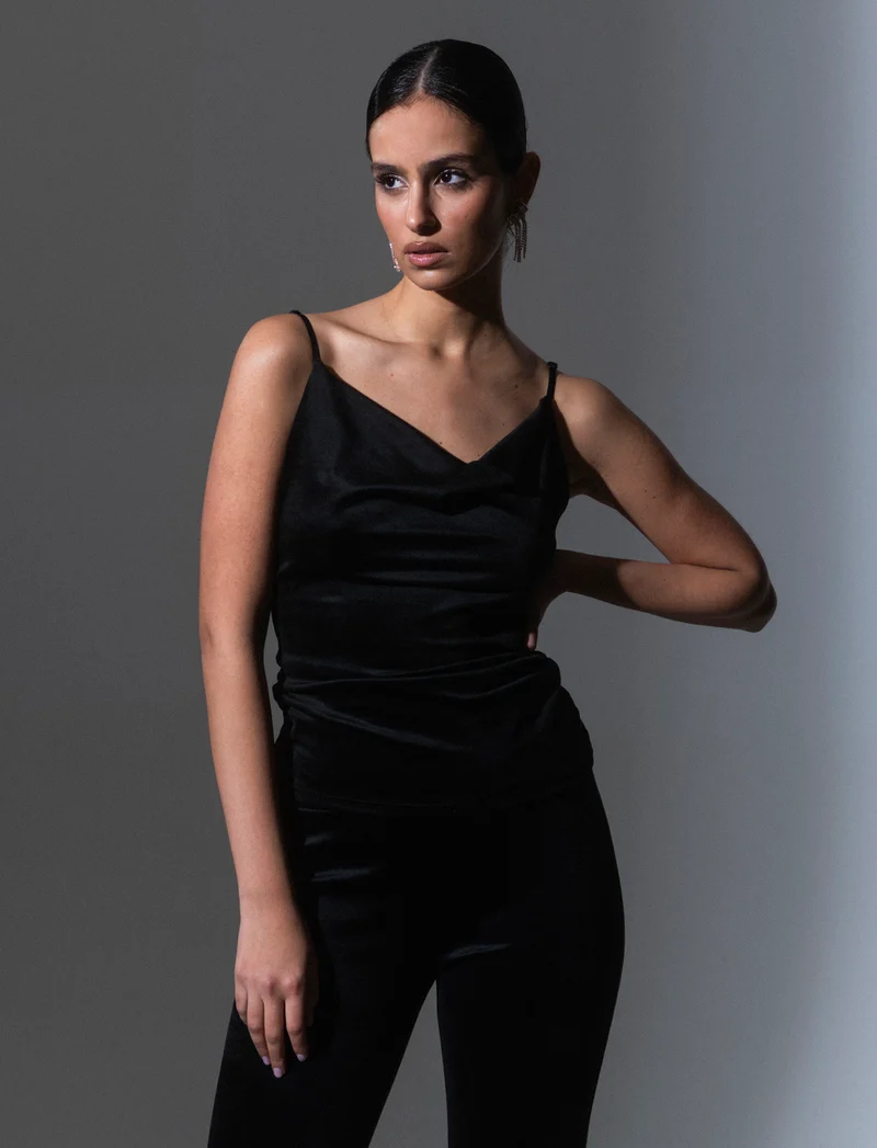 Top con bretelle in ciniglia - Nero